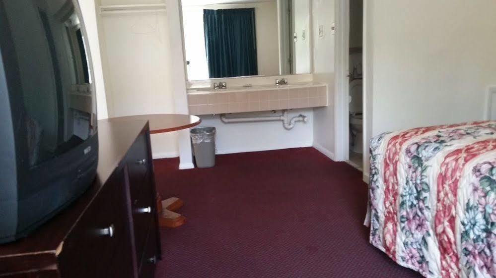 The Virginia Lodge Alexandria Εξωτερικό φωτογραφία